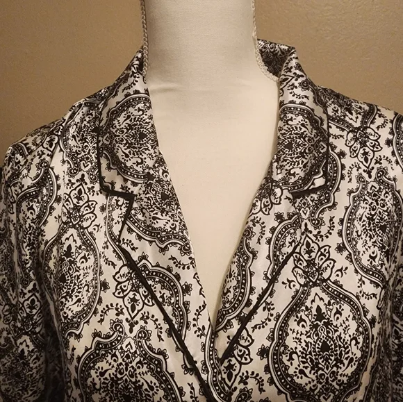 Women's Sleepwear - Picture 9 of 16